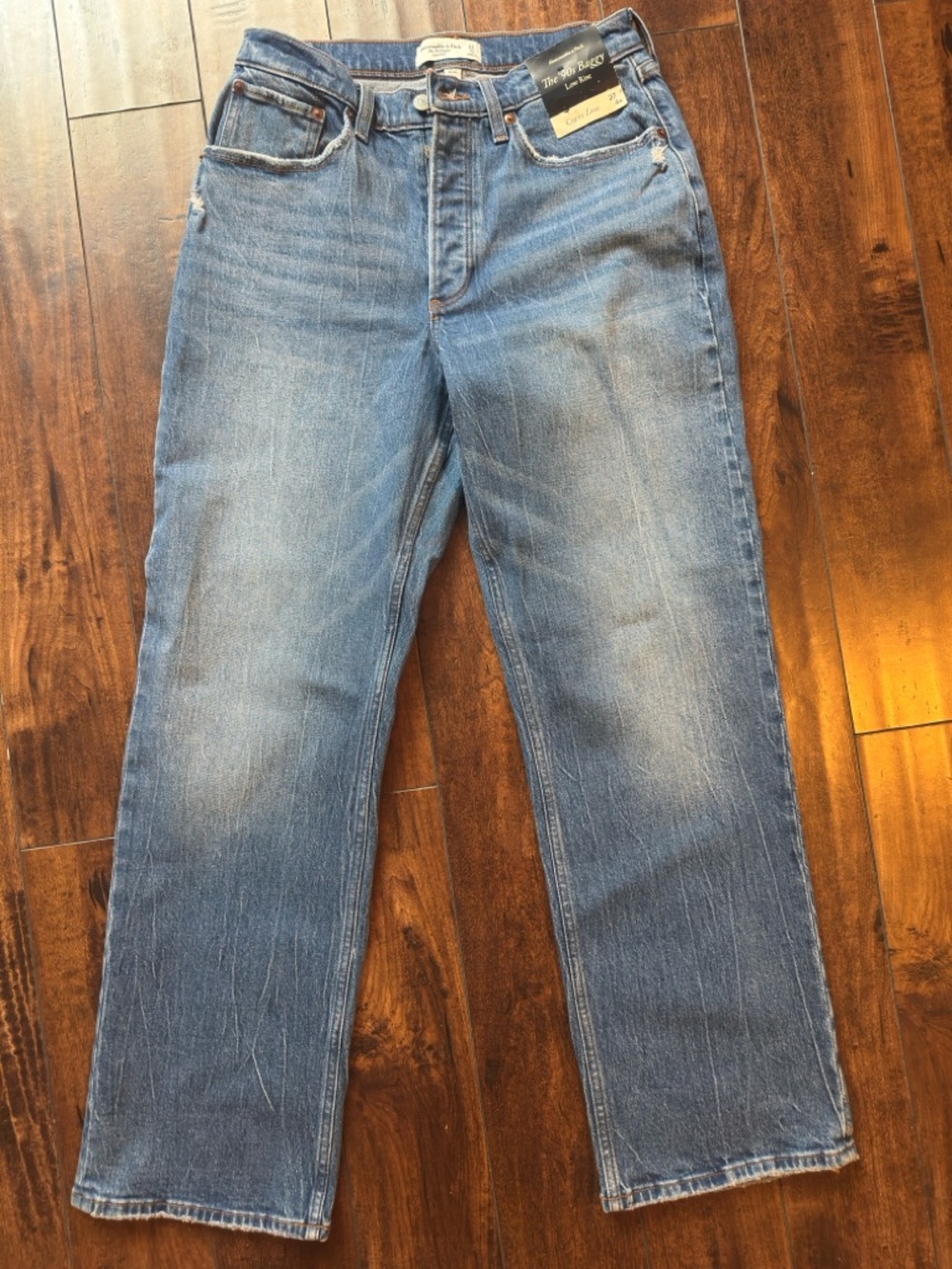 Abercrombie & Fitch Women’s 90’s Baggy Low Rise Jean size 27 regular